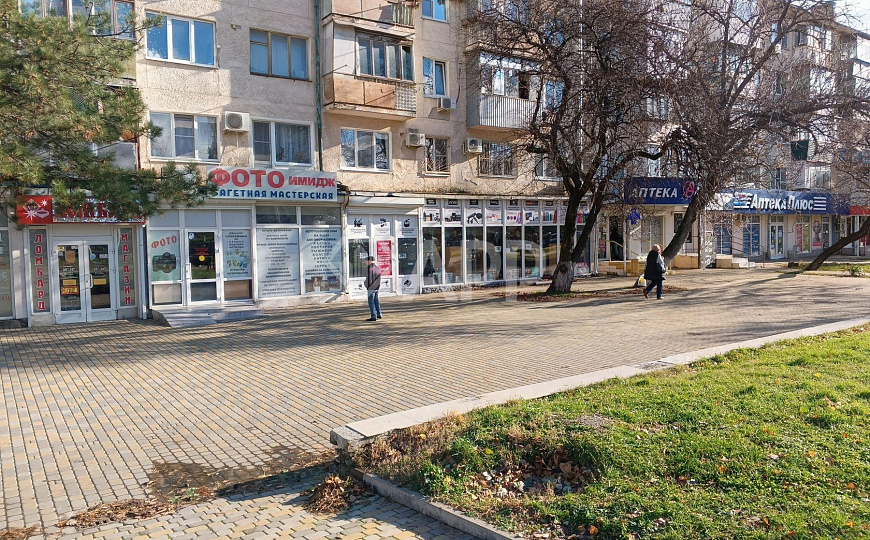 Сдаю торговое помещение, 115 м² фото