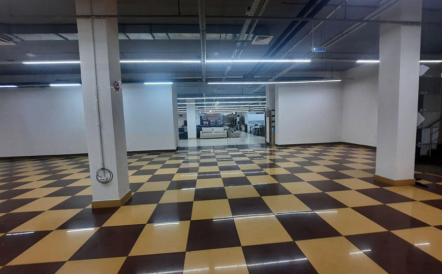 Помещение свободного назначения, 400 м² фото