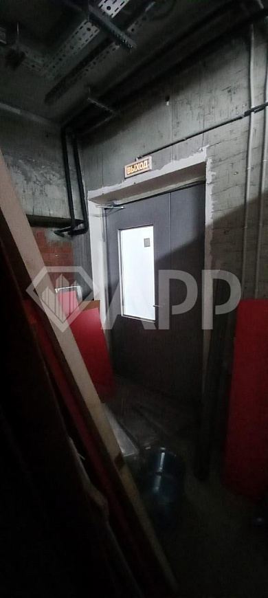 Свободная площадь под кафе, ресторан, фитнес клуб, зоо товары, детский клуб фото