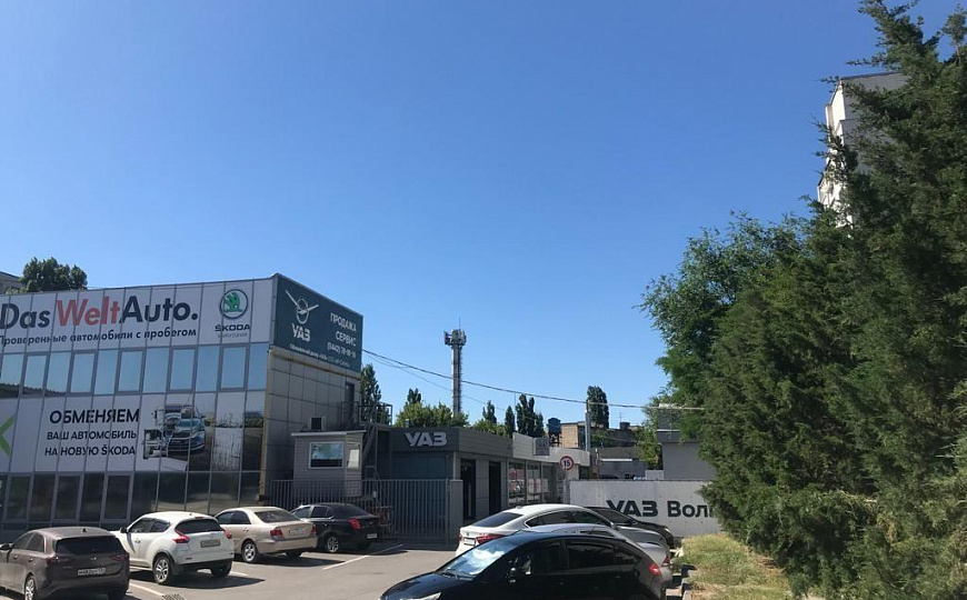 Здание под автосалон, автосервис 4 000 м² фото