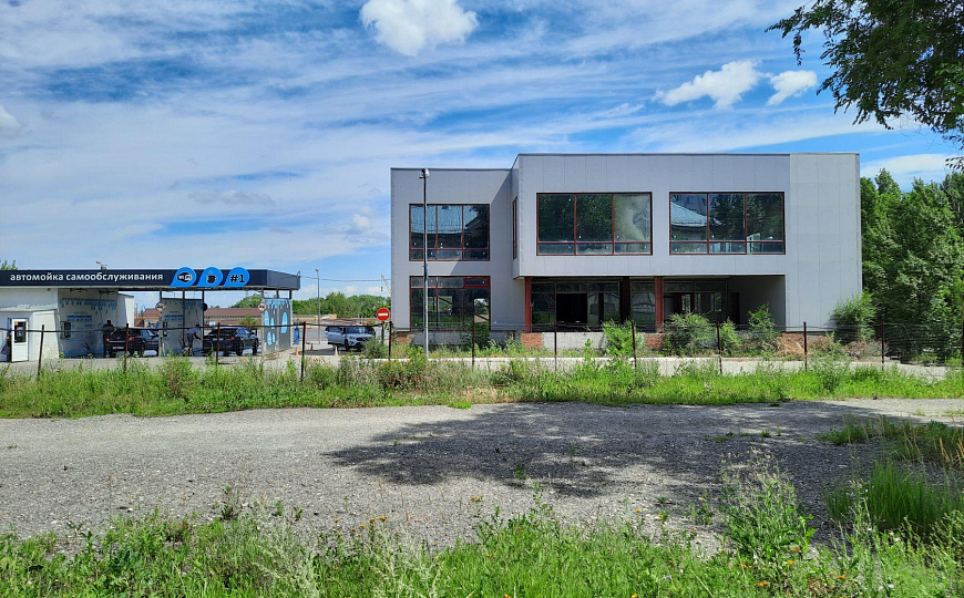 Отдельно стоящее здание, 1 453 м² фото