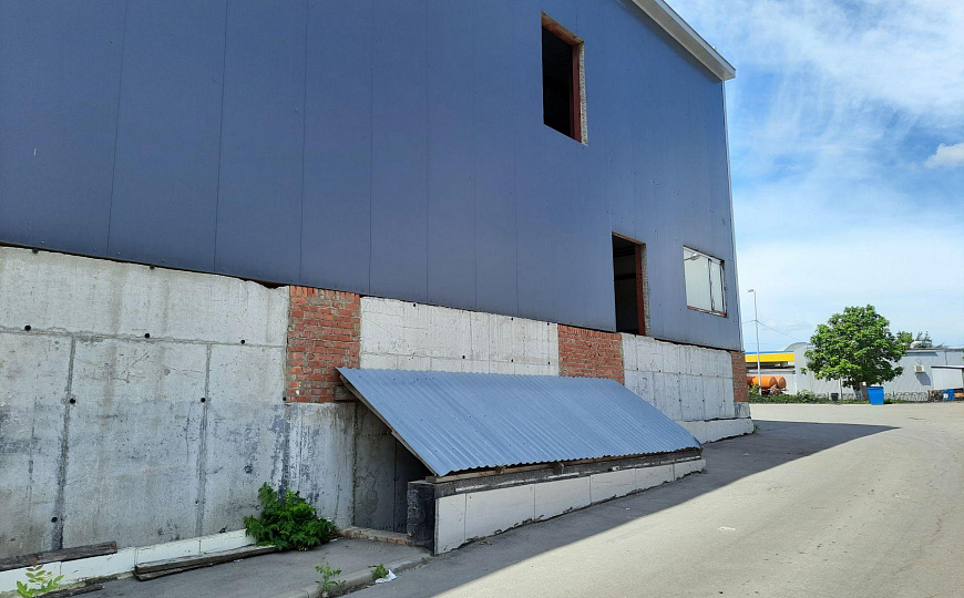 Отдельно стоящее здание, 1 453 м² фото