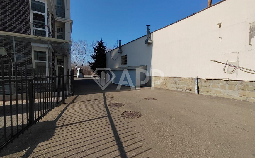 Продаю отдельно стоящее здание, 3 190,7 м² фото