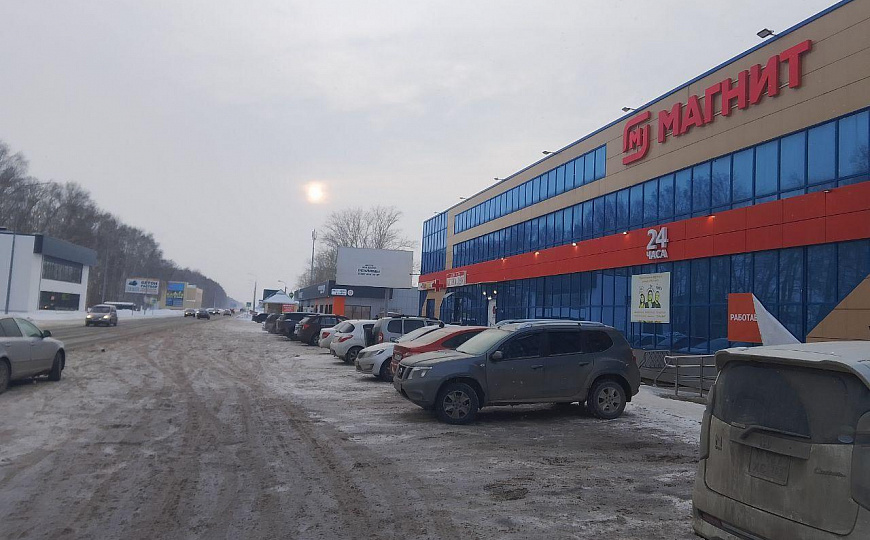 Сдаётся помещение свободного назначения на цокольном этаже торгового центра фото