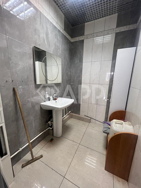 Сдам помещение свободного назначения, 200 м² фото