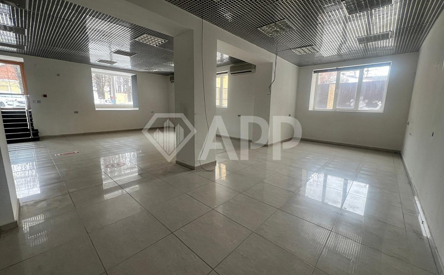 Сдам помещение свободного назначения, 200 м² фото