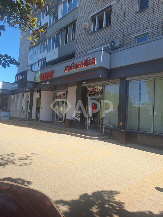Сдам торговое помещение, 100 м² фото
