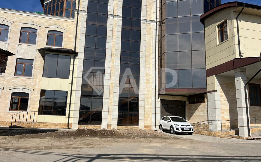 Сдам помещение свободного назначения, 1 200 м². От 400 до 10000 м² фото