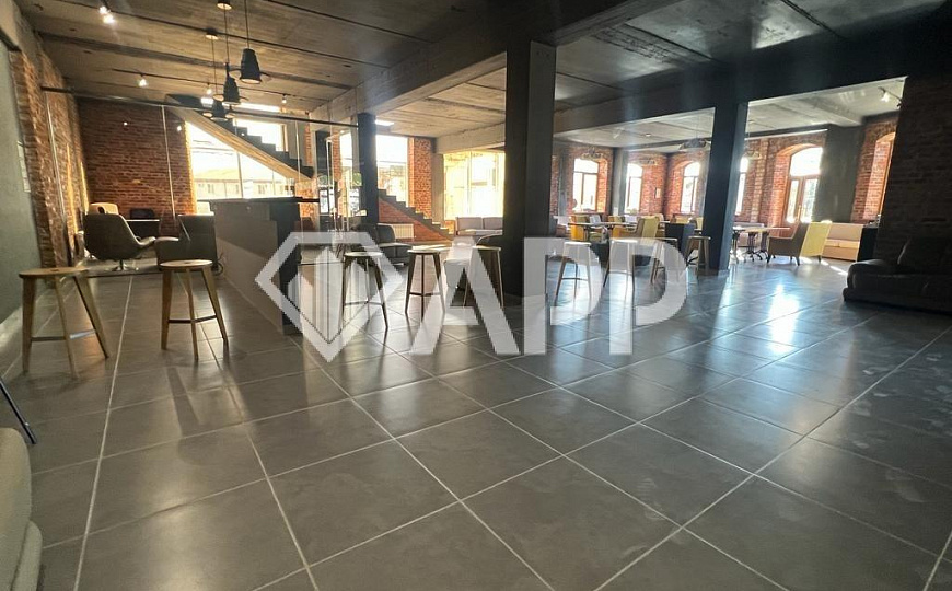 Сдам помещение свободного назначения, 1 200 м². От 400 до 10000 м² фото