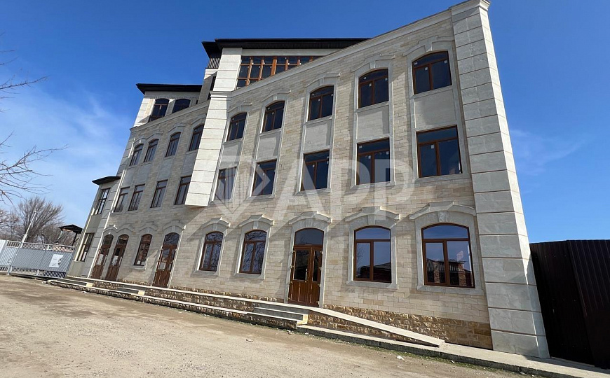 Сдам помещение свободного назначения, 1 200 м². От 400 до 10000 м² фото