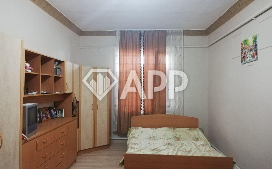 Продам торговое помещение, 300 м² фото