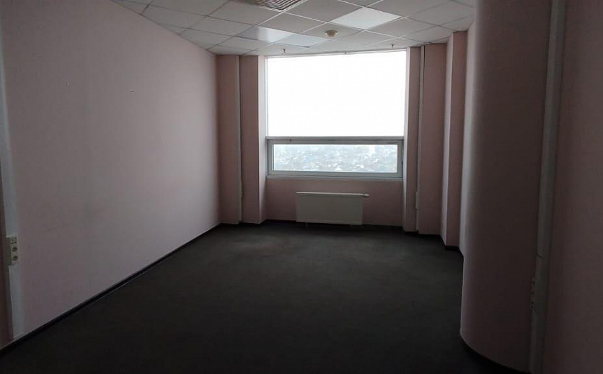 офис в бизнес-центре класса А+, 132 м² фото