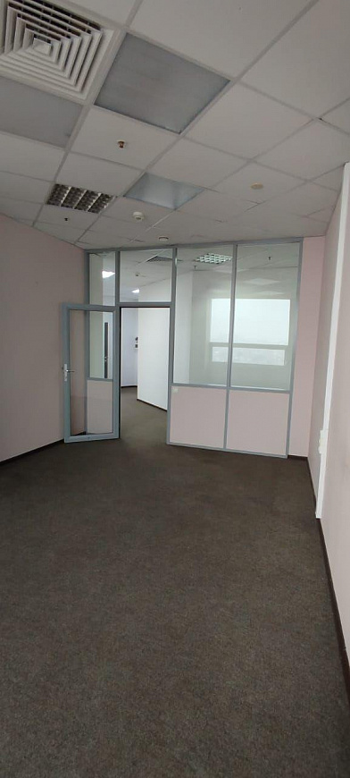 офис в бизнес-центре класса А+, 132 м² фото
