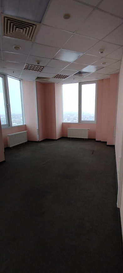офис в бизнес-центре класса А+, 132 м² фото