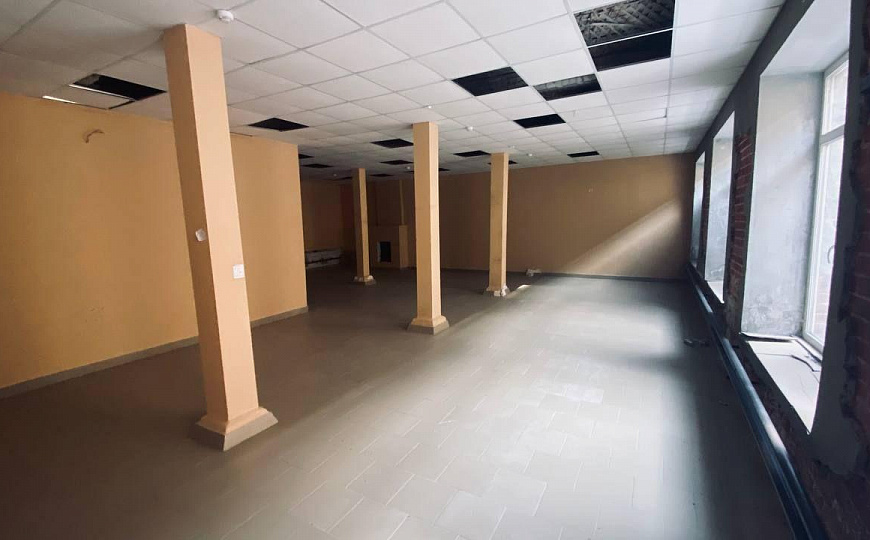 Производство, офис 128 м2. Центр фото