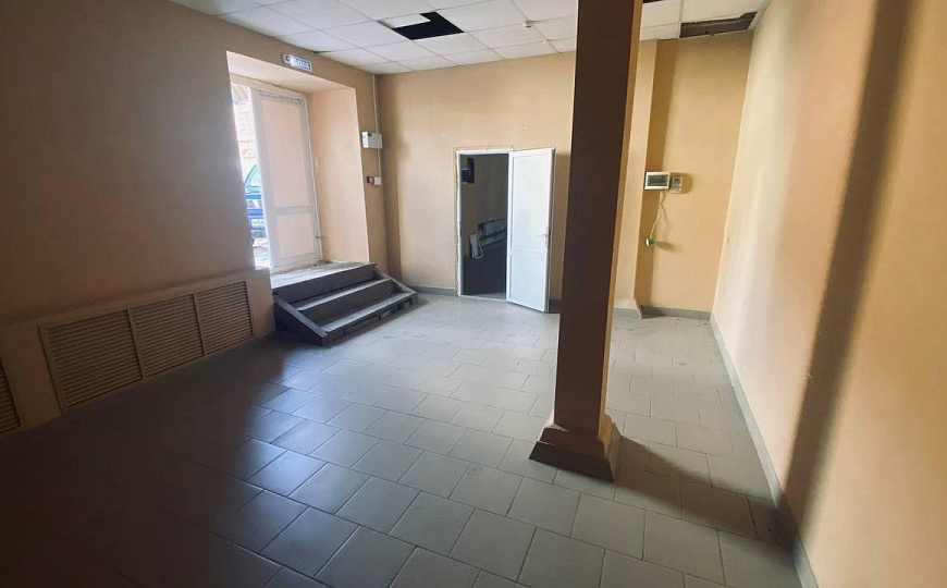 Производство, офис 128 м2. Центр фото