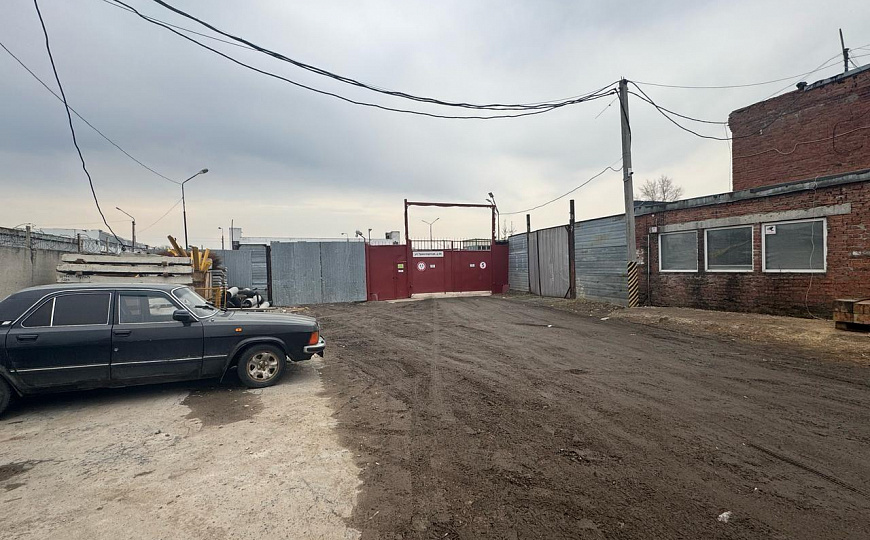 Сдам автосервис 10 боксов (склад, производство) и землю 30 соток фото