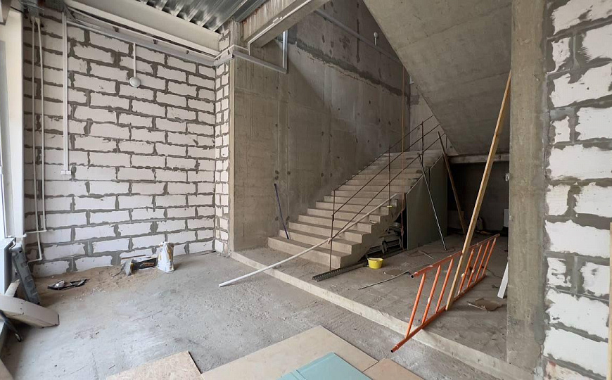 Сдам отдельно стоящее здание, 630 м² фото