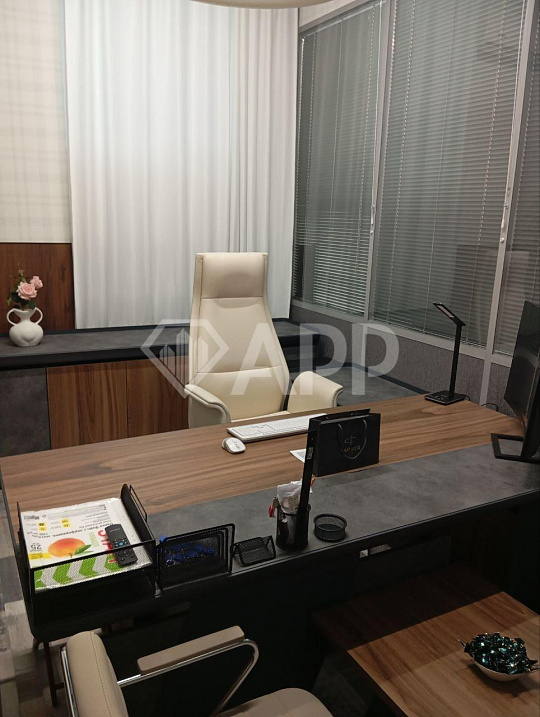 Укомплектованные офисы от 30м2 с парковкой  в центре фото