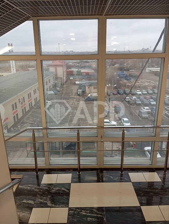 Укомплектованные офисы от 30м2 с парковкой  в центре фото