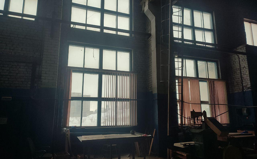 Производственный склад, 2000м² фото