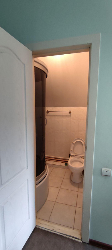 Продам отдельно стоящее здание, 1 250 м² фото