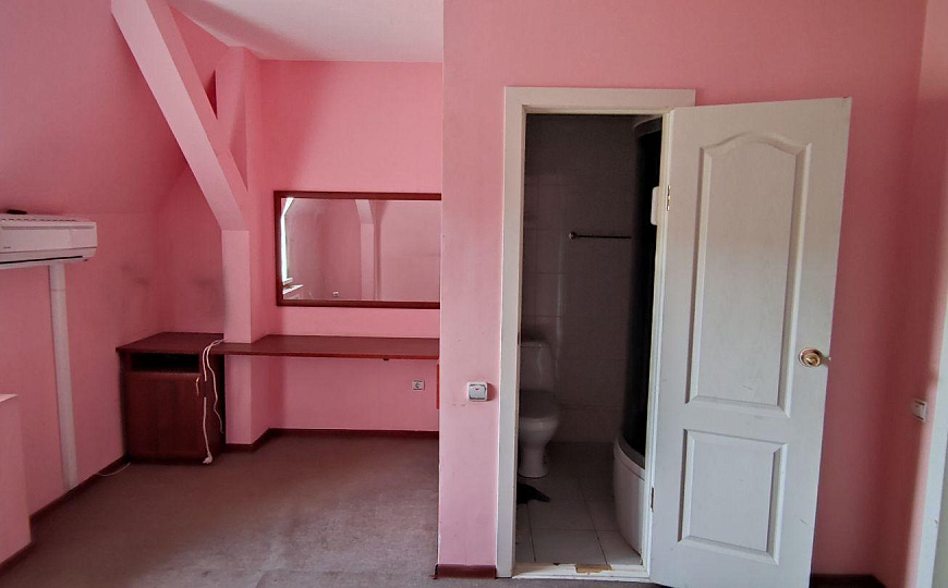 Продам отдельно стоящее здание, 1 250 м² фото