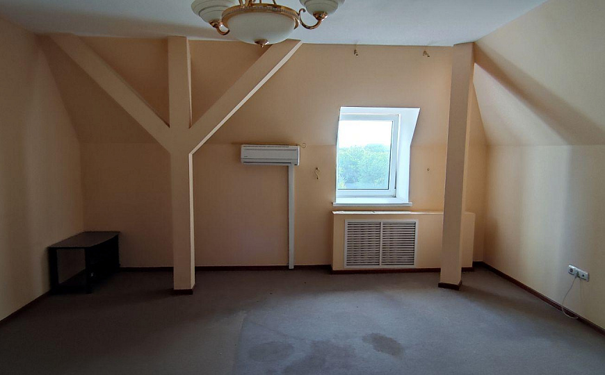 Продам отдельно стоящее здание, 1 250 м² фото