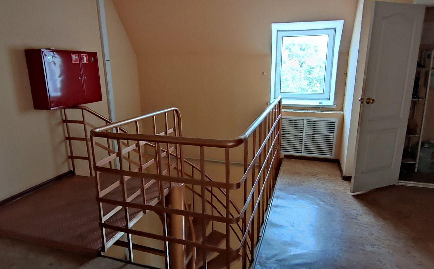 Продам отдельно стоящее здание, 1 250 м² фото