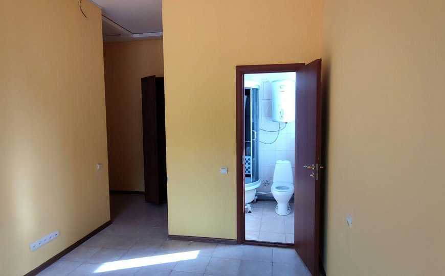 Продам отдельно стоящее здание, 1 250 м² фото