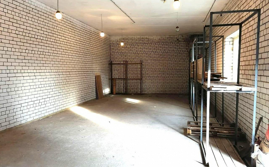 Продам отдельно стоящее здание, 1 250 м² фото