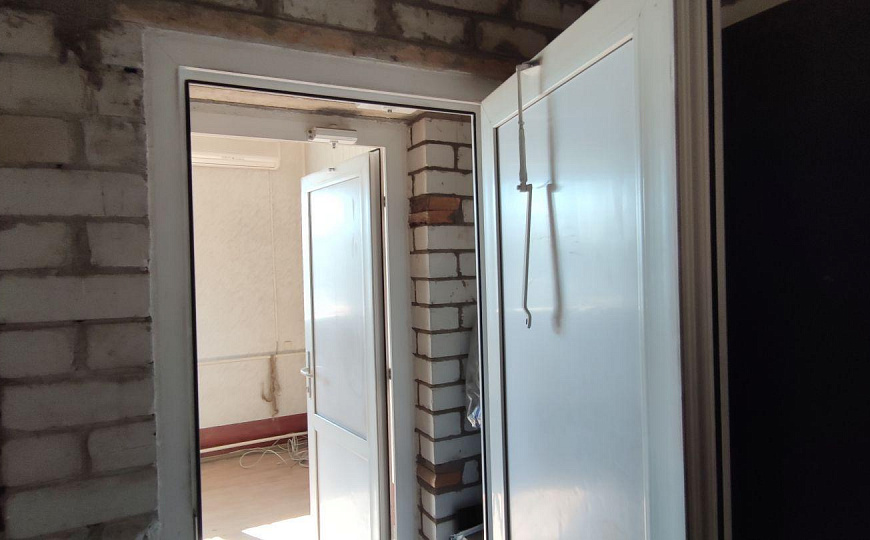 Продам отдельно стоящее здание, 1 250 м² фото