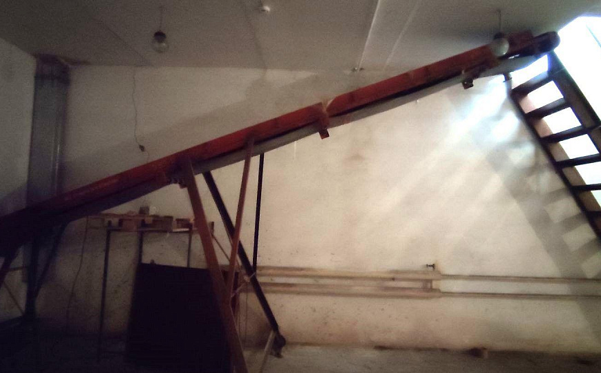 Продам отдельно стоящее здание, 1 250 м² фото