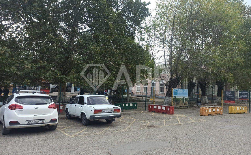 Продаю арендный бизнес 50 м2 фото