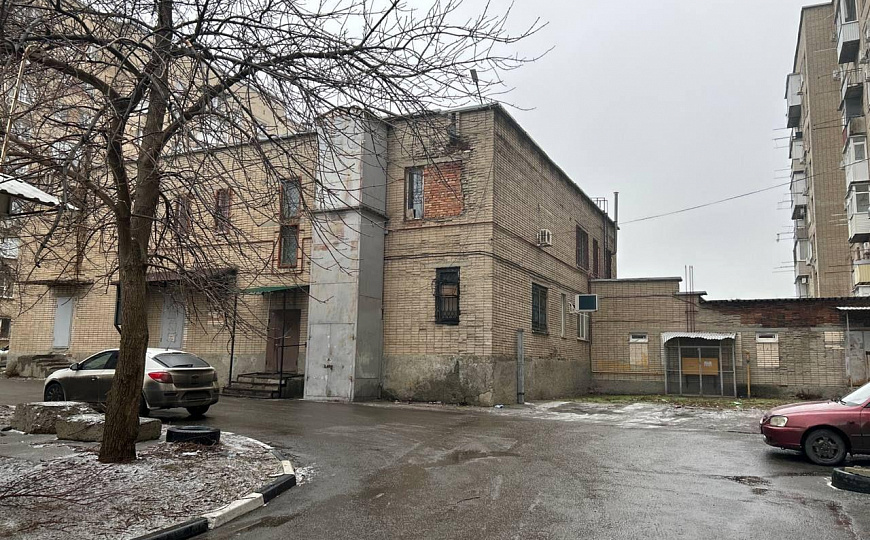 Продам отдельно стоящее здание, 563 м² с ЗУ и действующим производством !!! фото