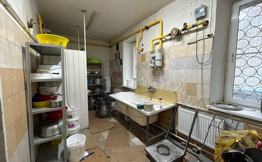 Продам отдельно стоящее здание, 563 м² с ЗУ и действующим производством !!! фото