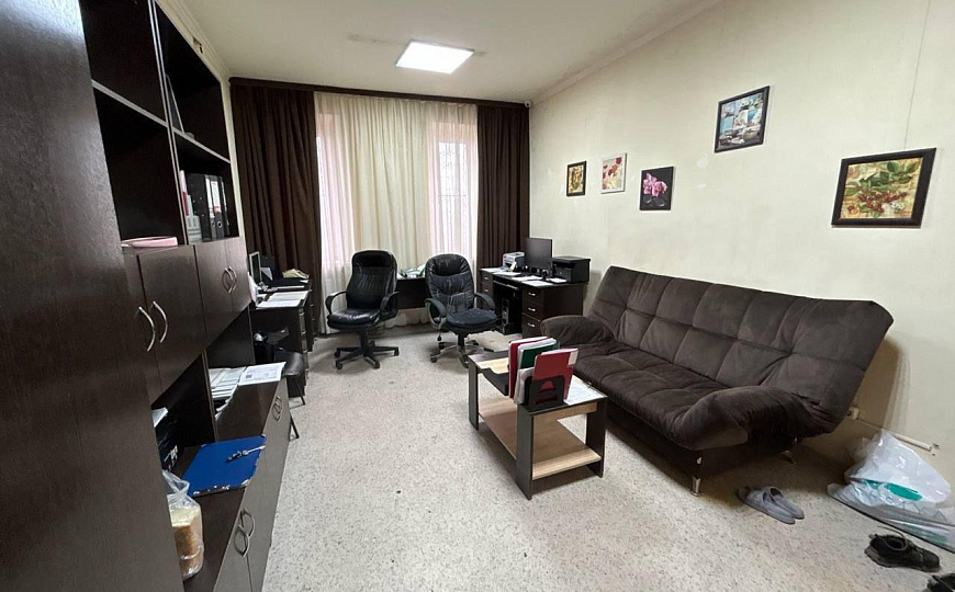 Продам отдельно стоящее здание, 563 м² с ЗУ и действующим производством !!! фото