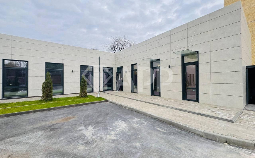 В Собственности/От 100м2/Торговля/Офис/Медицина/ Нарезка фото