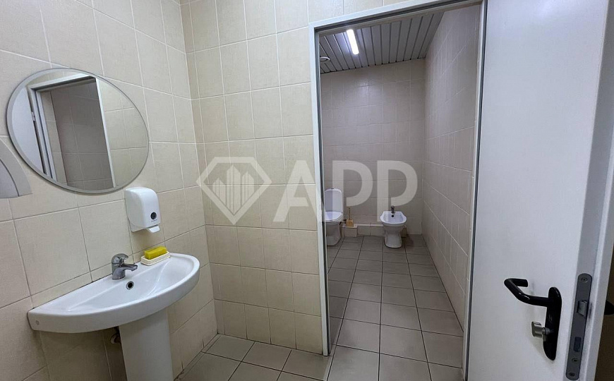 Сдам офисное помещение, 40 м² фото