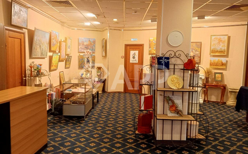 Сдам торговое помещение, 150 м² фото