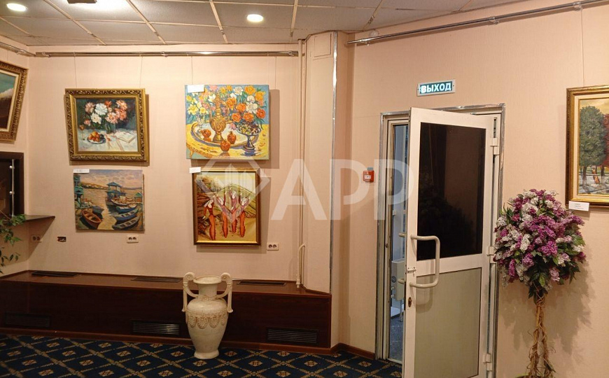 Сдам торговое помещение, 150 м² фото