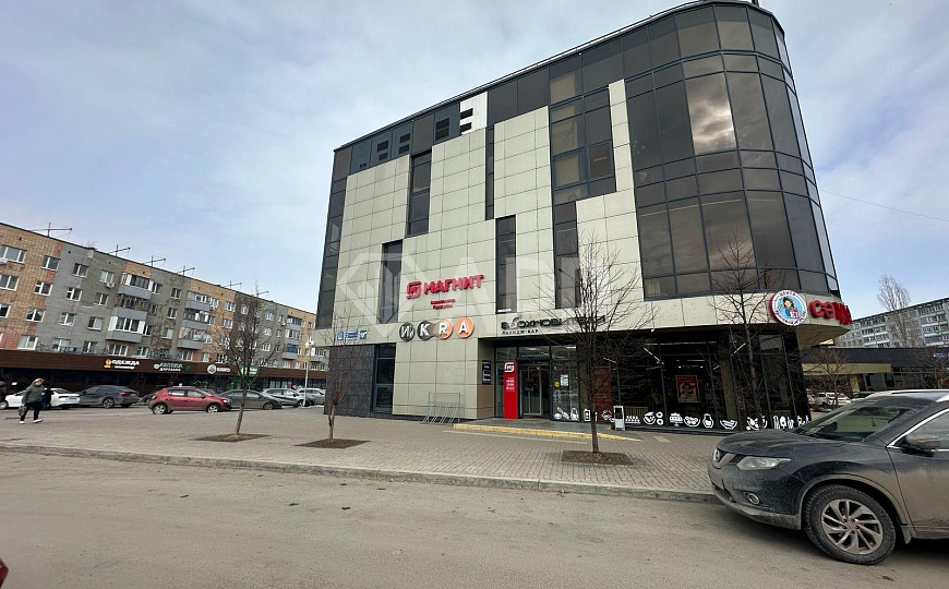 Сдам помещение свободного назначения, 303 м² фото