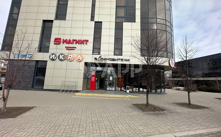 Сдам помещение свободного назначения, 303 м² фото