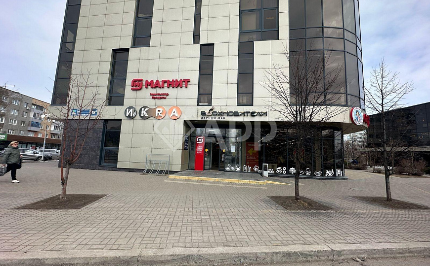 Сдам помещение свободного назначения, 303 м² фото