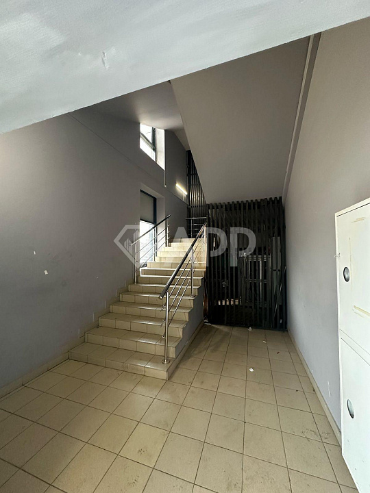 Сдам помещение свободного назначения, 303 м² фото