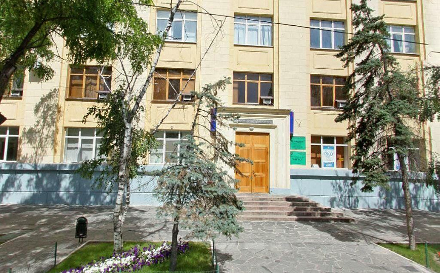 офис в бизнес-центре на Мира 56,1 м² фото