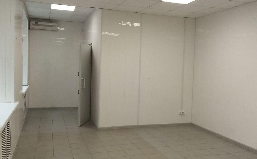 офис в бизнес-центре на Мира 56,1 м² фото