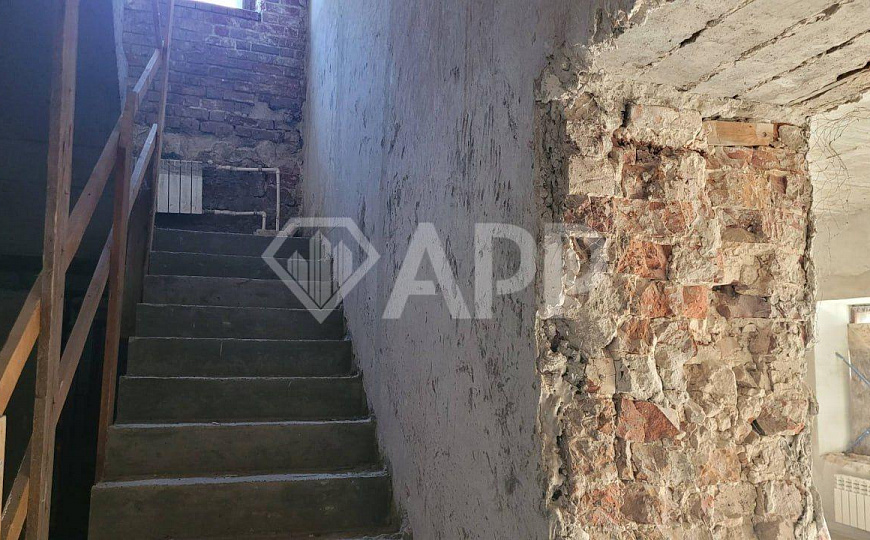 Продаю Здание в Центре 962 м² с НДС Представительство, офис, услуги фото