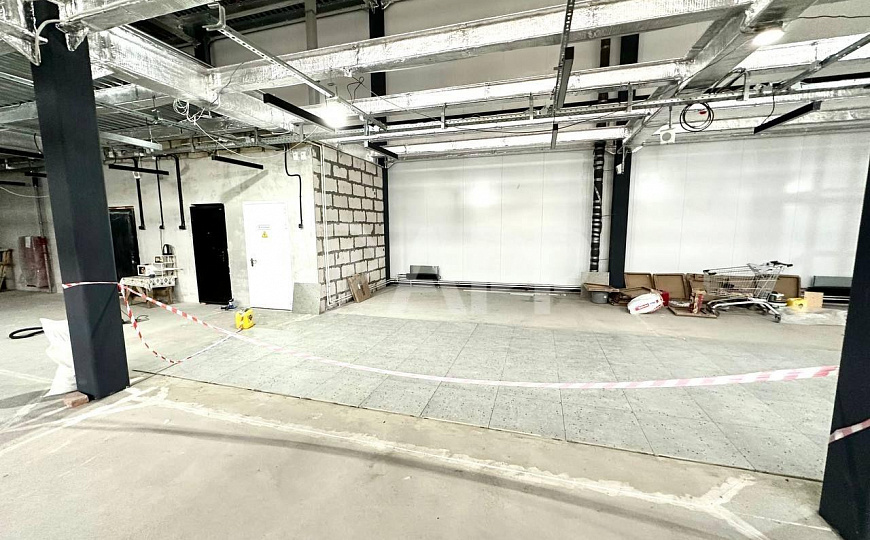 Предлагаются лоты под размещение торговых точек в аренду от 20 кв.м. фото