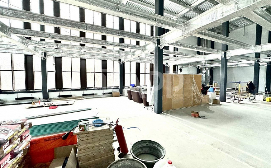 Предлагаются лоты под размещение торговых точек в аренду от 20 кв.м. фото